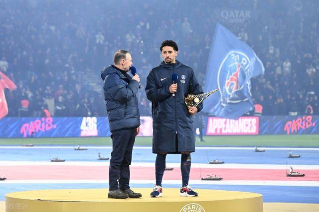 32岁内马尔沙特躺平 36岁莱万西甲拼命15场进17球